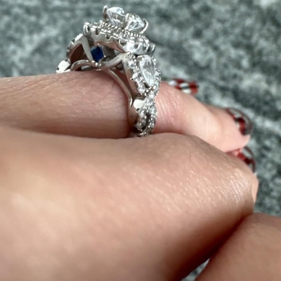 Silver Diamond Halo Engagement Ring Set Wedding - Picture 14 of 14